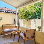 Studio Double Climatise Avec Terrasse - Proche Tram & Centre
